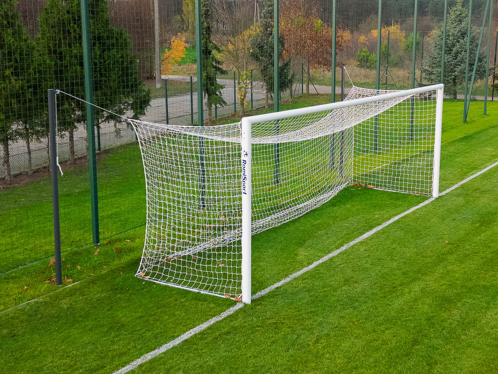 Futbolo vartai 732x244 cm Profesionalios švieslentės sporto salėms ir arenoms